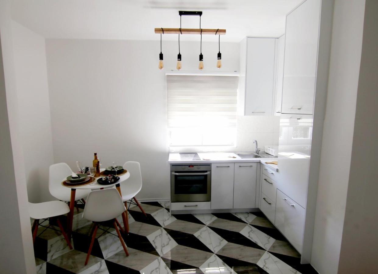 Appartement Cvijetna Oaza à Trebinje Extérieur photo